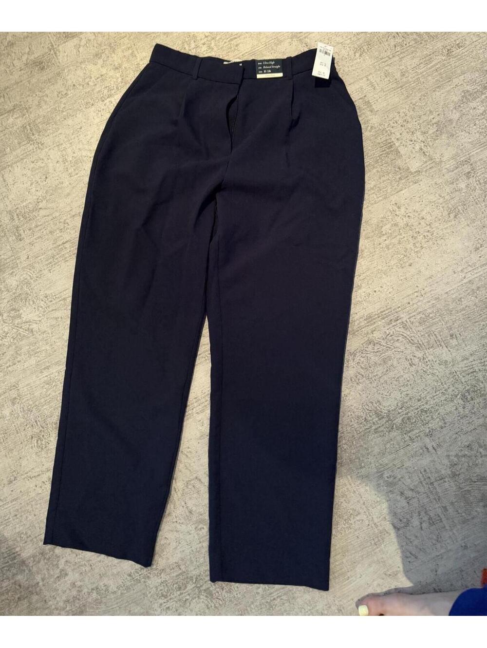 NWT Abercrombie Curve Love Ultra High Relaxed Straight Trouser 31 12R